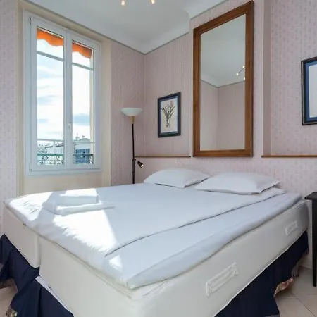 Sleeps 8 Wifi