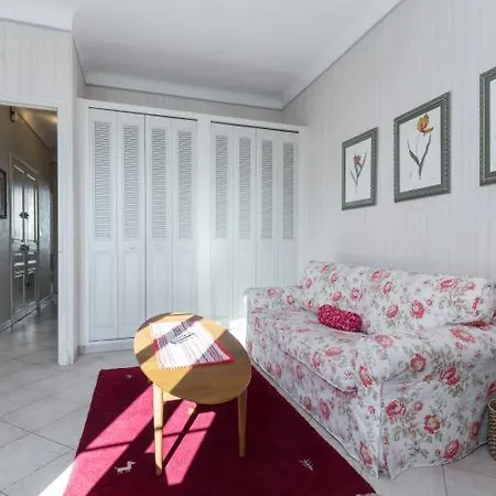Sleeps 8 Wifi Appartement Cannes